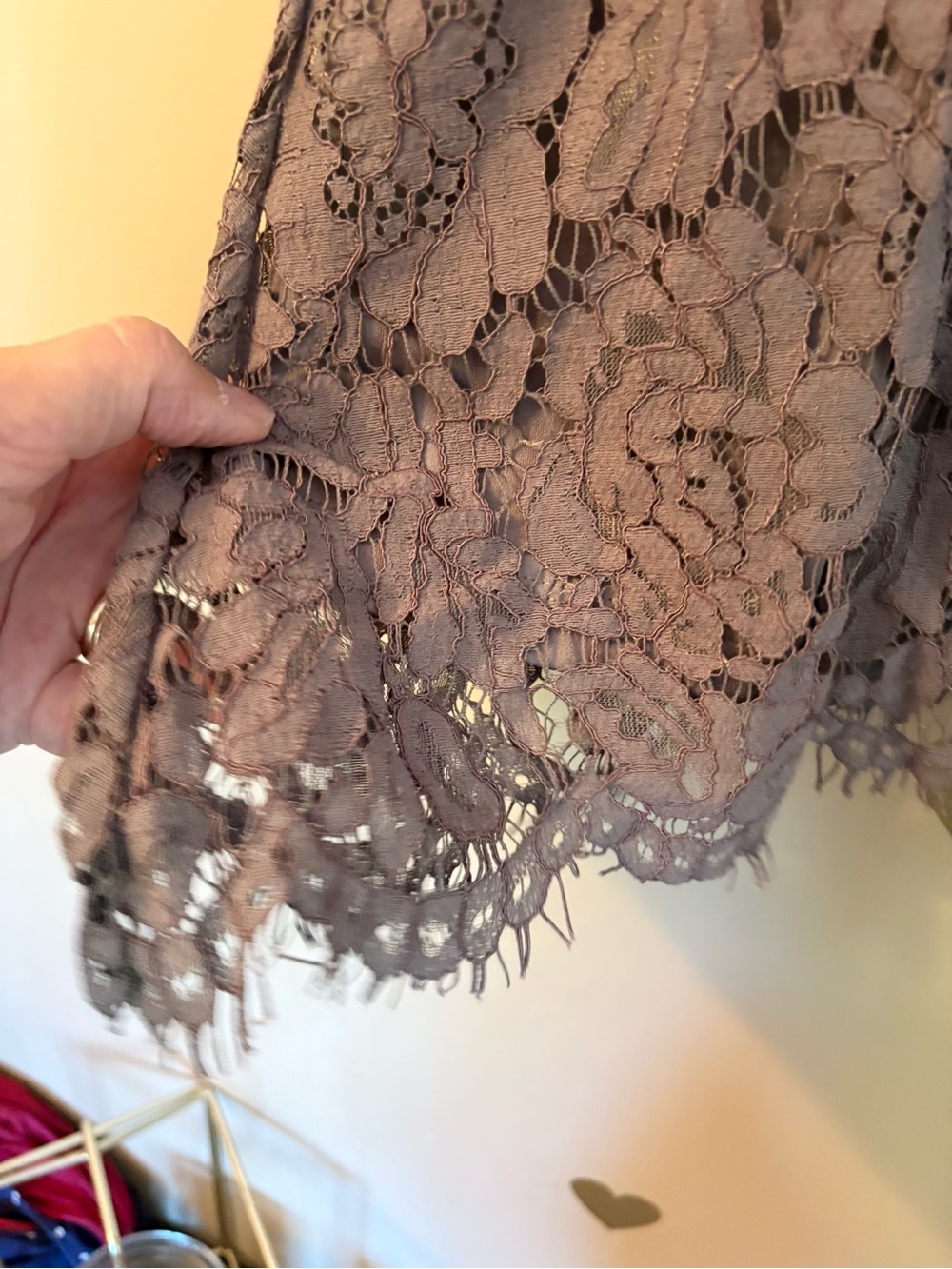 Isaac Mizrahi Lace Peplum Top Blouse Size Large - Picture 5 of 10